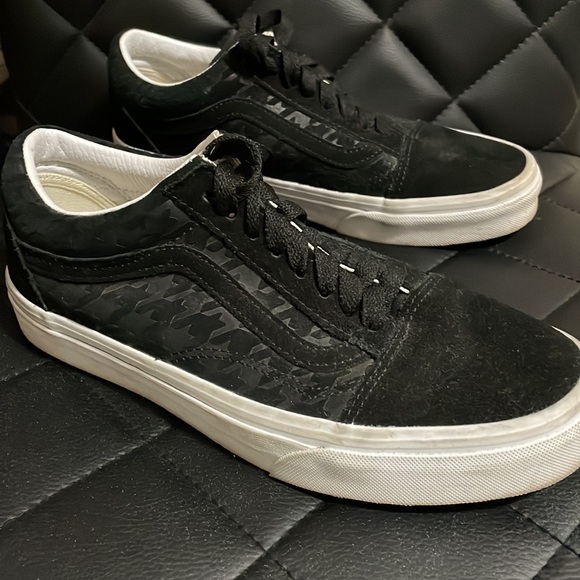 •VANS• - Picture 2 of 9